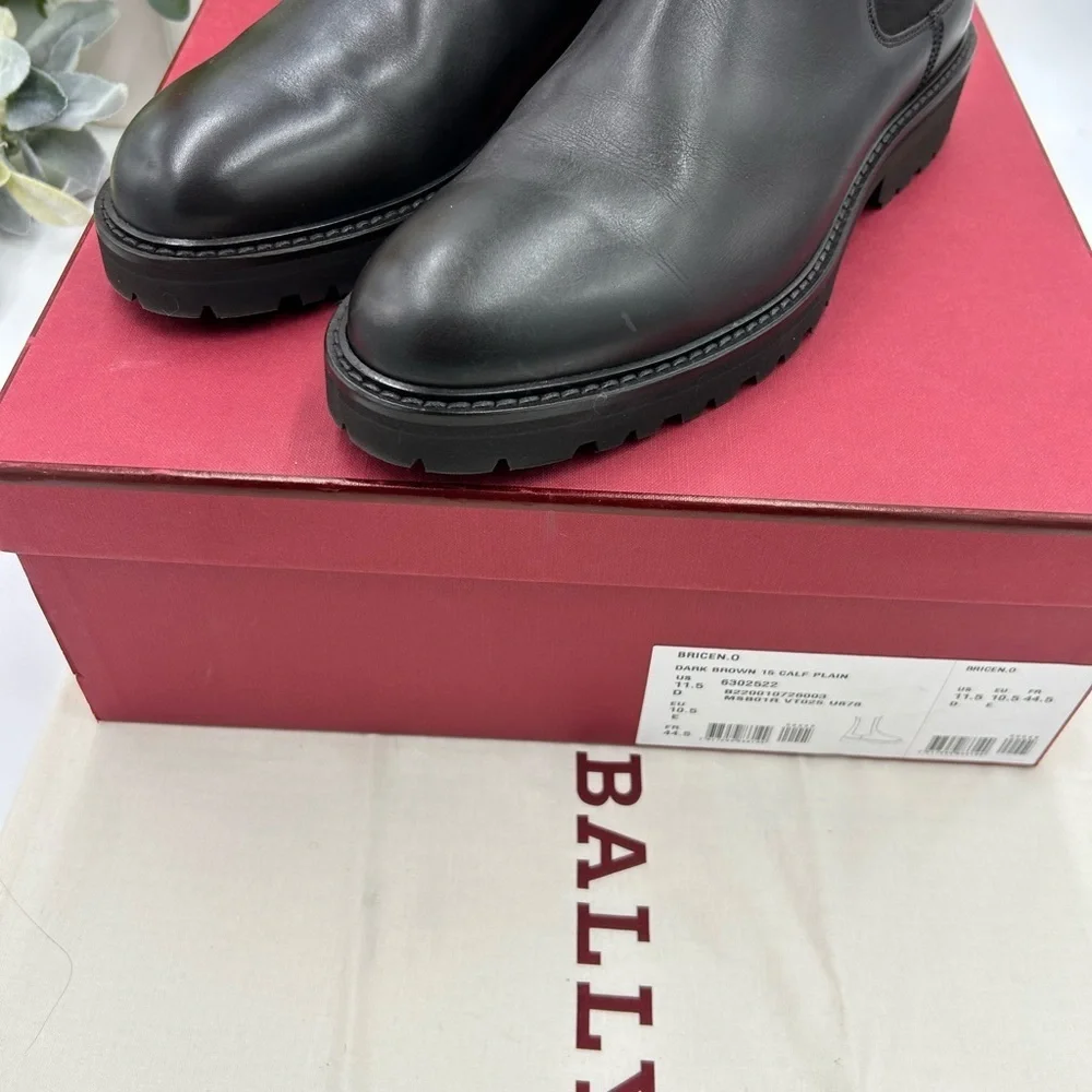 Men's Bally calf skin leather Chelsea boots size 11.5 made in Italy